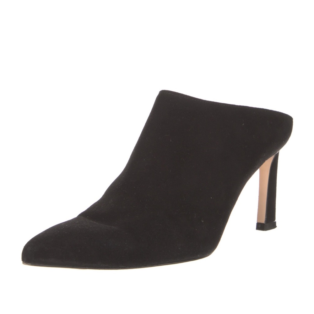 ****SOLD****Beautiful Stuart Weitzman Mira Suede Mules